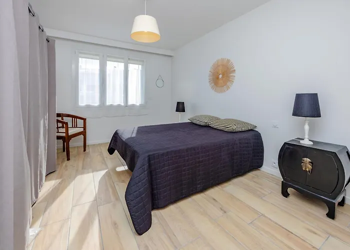 Apartment Petit De Coubertin - Jardin - Calme -